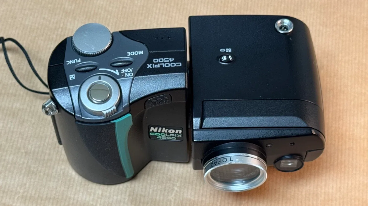 니콘 쿨픽스 4500 디카 카메라