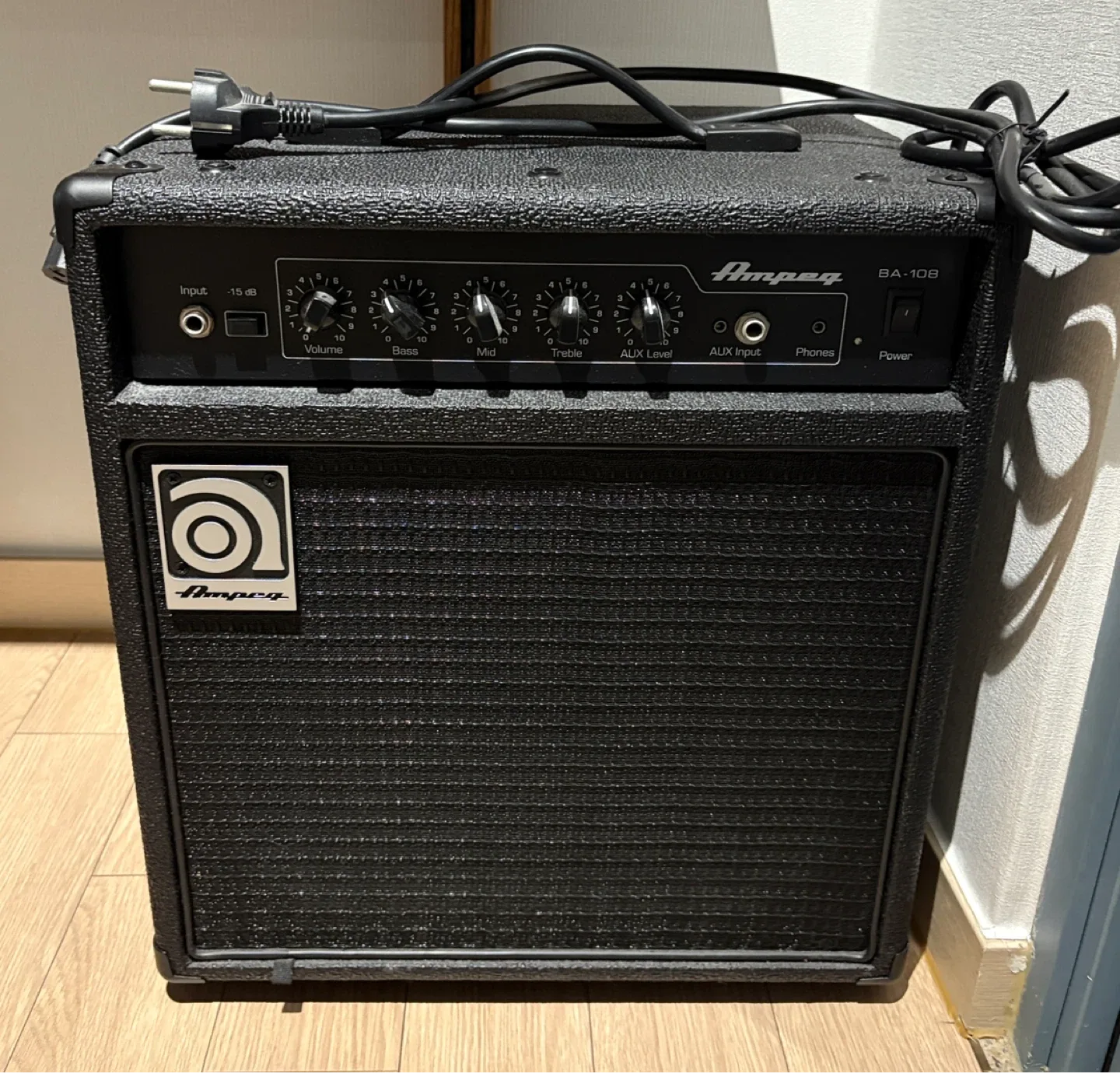 암펙 베이스기타 앰프 BA-108 V2 상태 최고최고