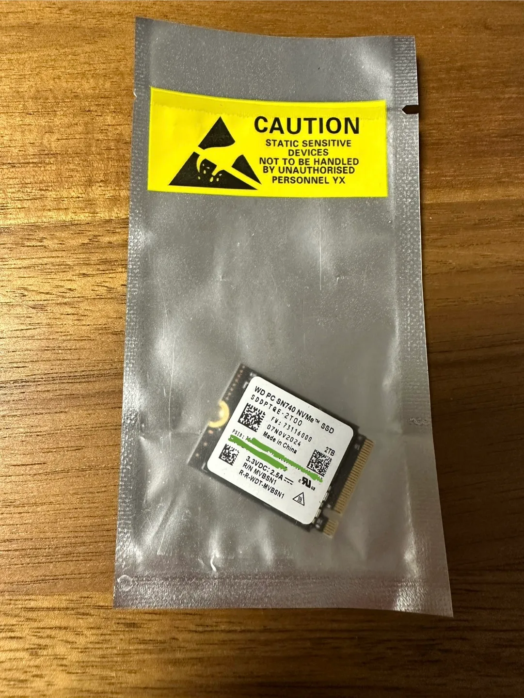 WD SN740 NVMe SSD 2TB 미개봉