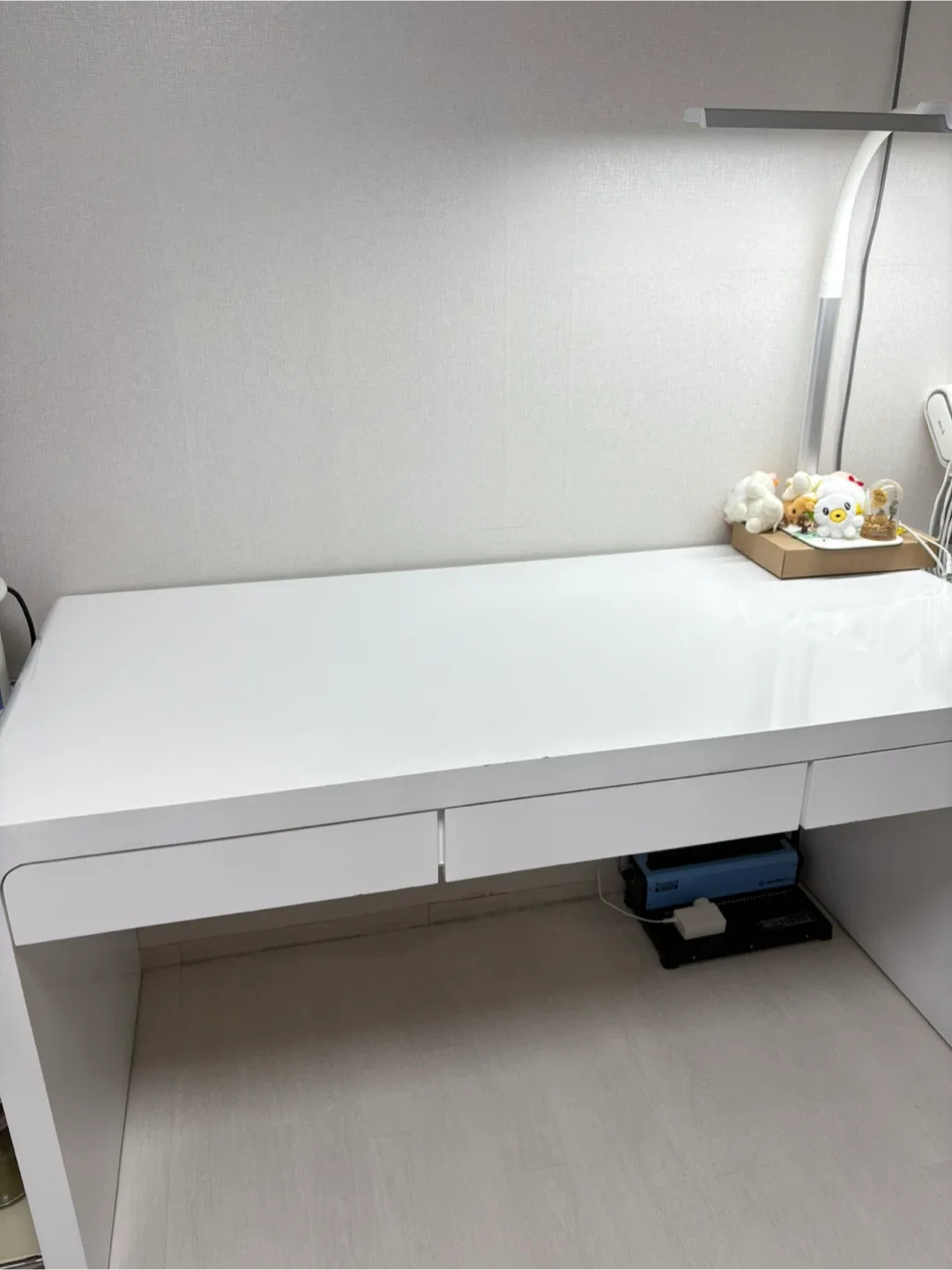 리치웰 하이그로시 서랍 1800 책상테이블 (화이트)