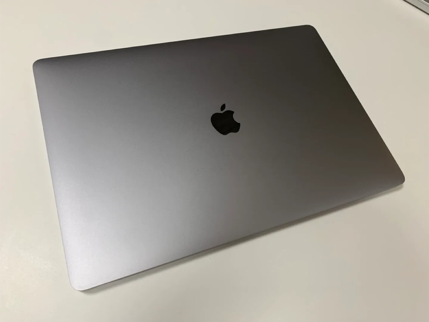 맥북 프로 16인치 2019 (i9 / 32GB / 1TB / 배터리 Cycle 165) 판매합니다