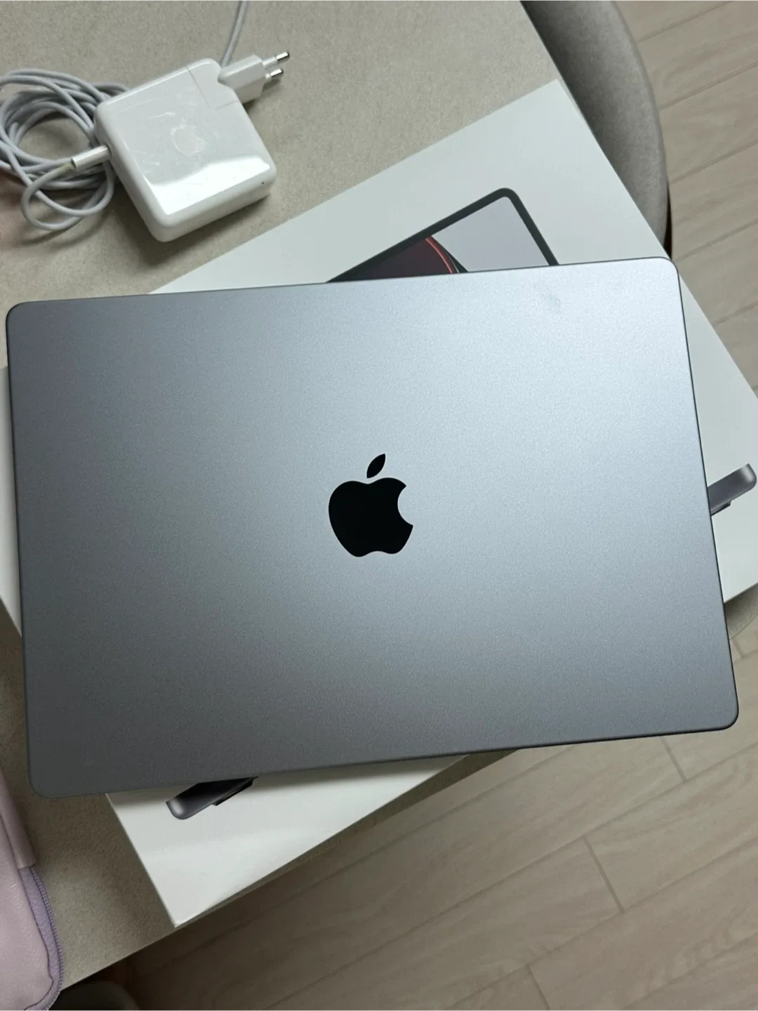 맥북 프로 14 M1 Pro 16GB 512GB 스페이스 그레이