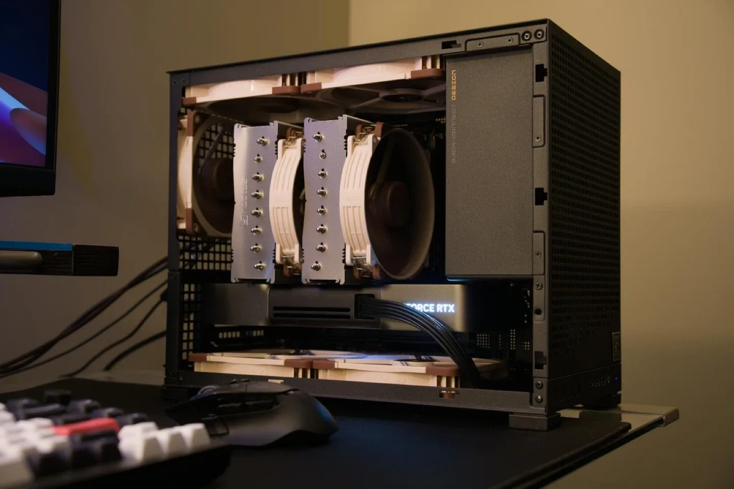 조립만한 세재품 9950x3D + 5090FE + 64GB RAM  ITX 데스크탑 판매합니다