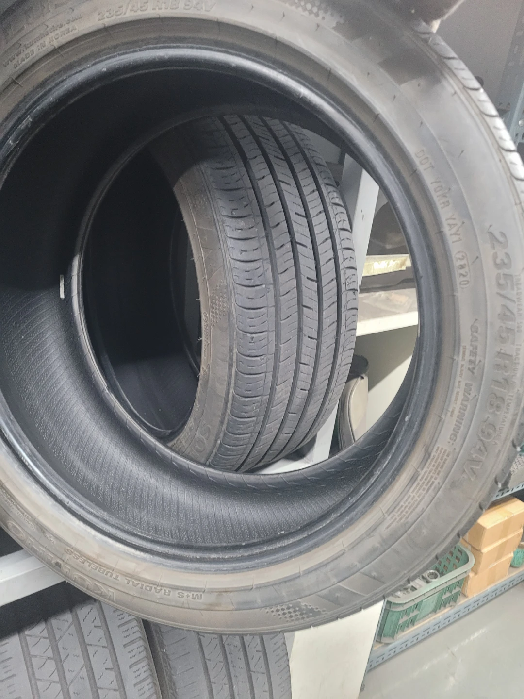 금호 타이어 235/45R18 2짝
