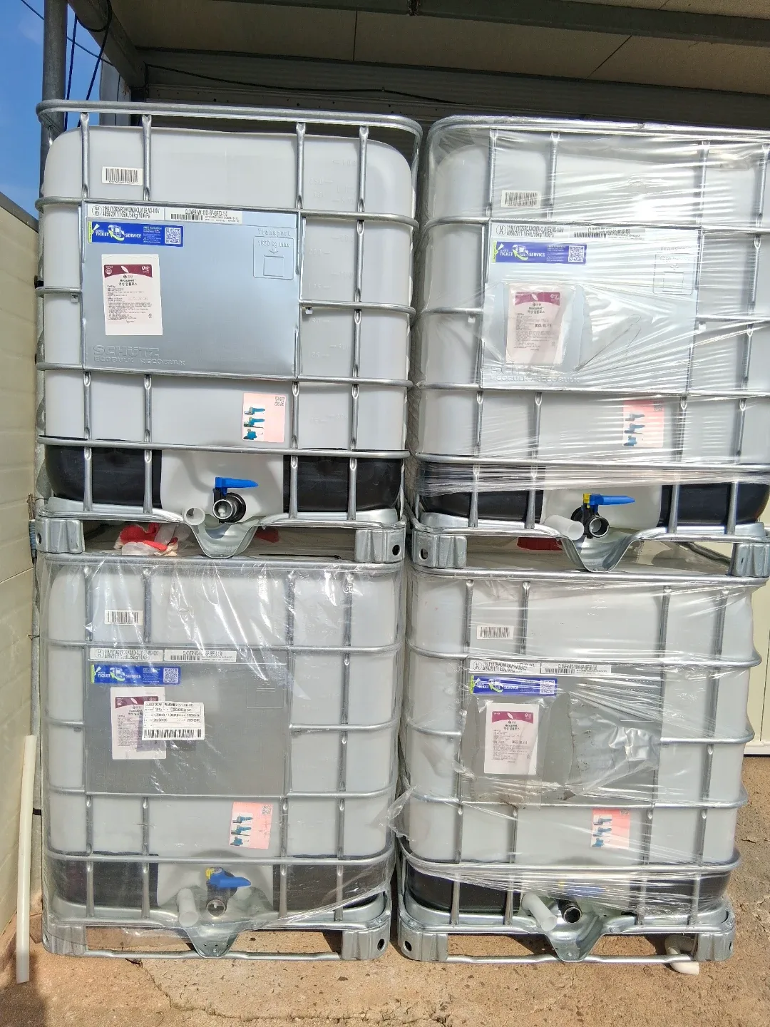 새것같은 중고 IBC탱크 1회 사용한 1톤 물탱크