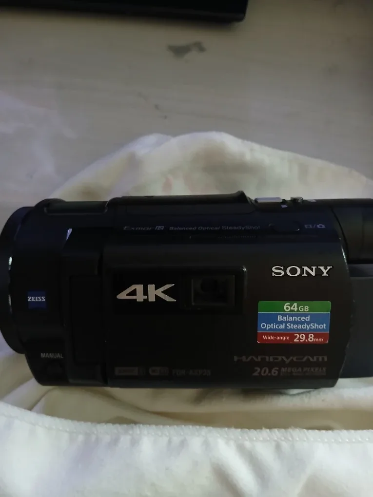 소니 FDR-AXP35 4K 캠코더
