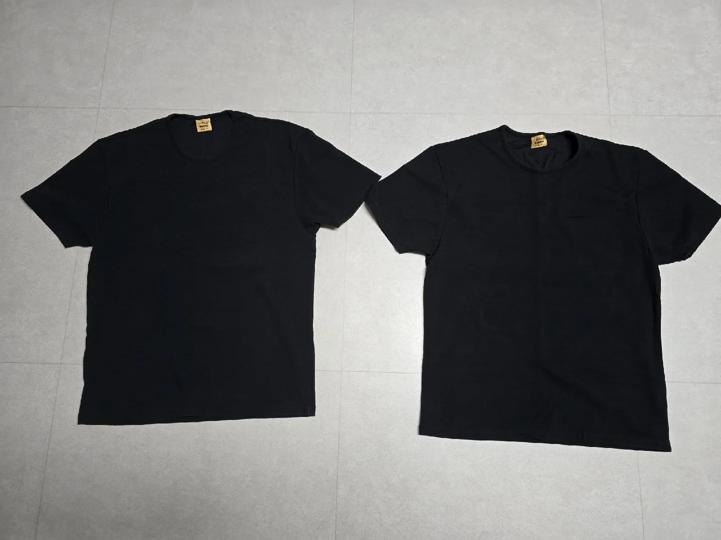 (중고 판매)유핑 남성 블랙 반팔 슬림핏 티셔츠-개별