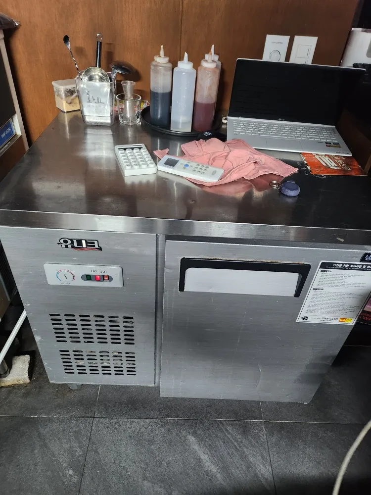 유니크 업소용 테이블 냉장고 DS-202