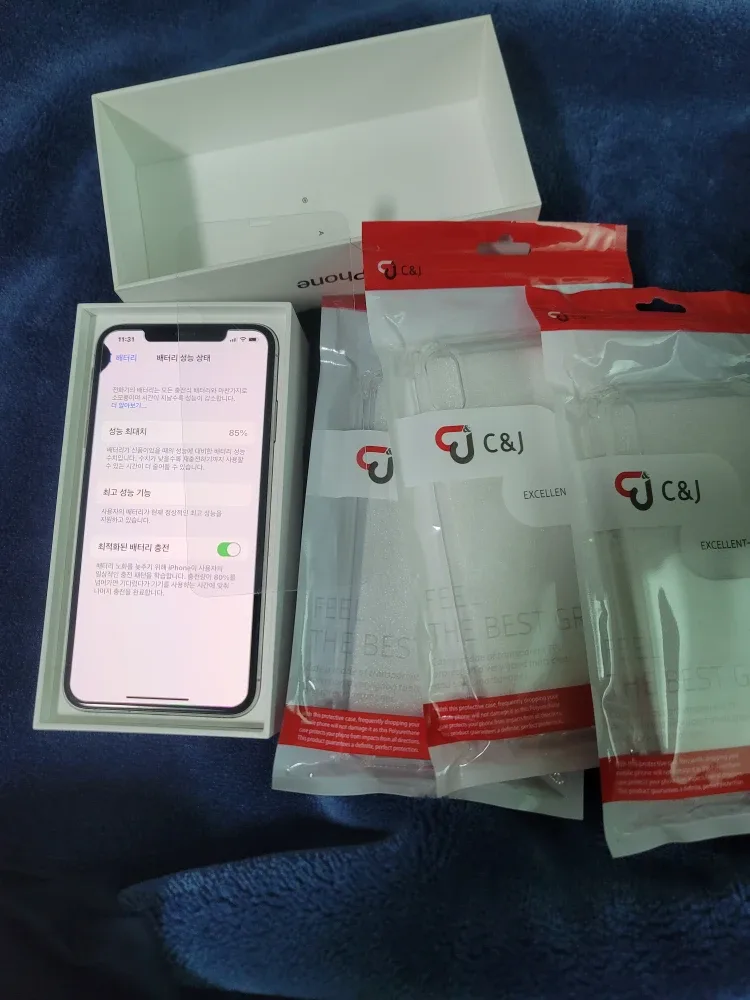 아이폰 XS MAX 256gb 화이트 IOS 15.4