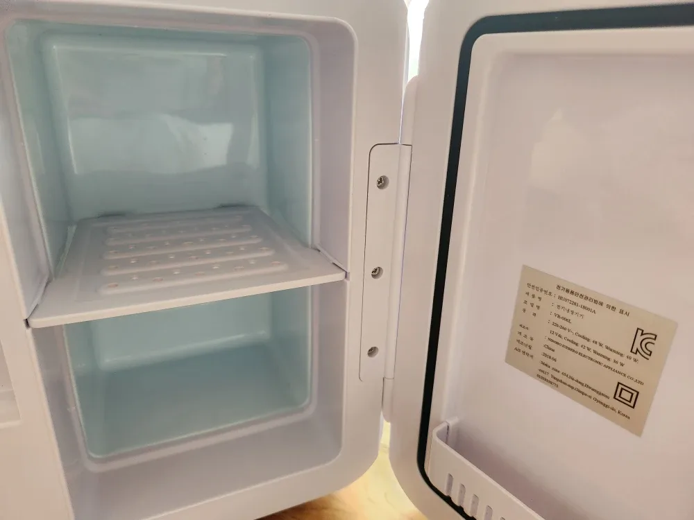 차량용화장품겸용냉.온장고.6리터