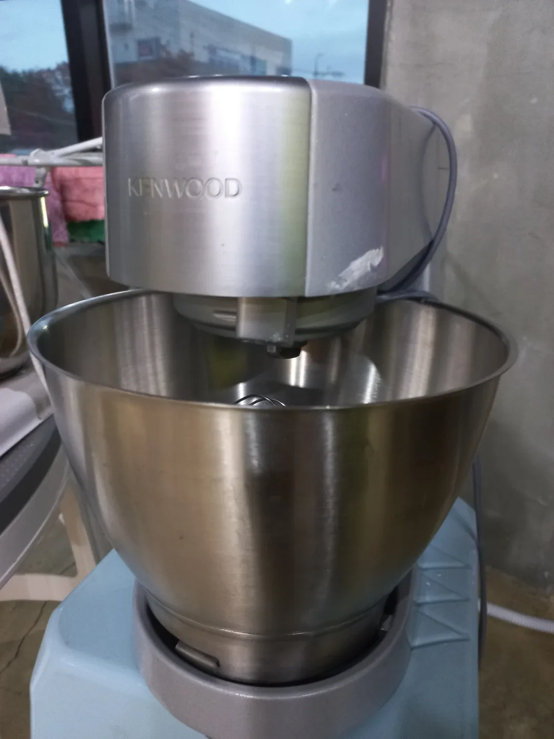켄우드 셰프 프리미어 KMC570 반죽기