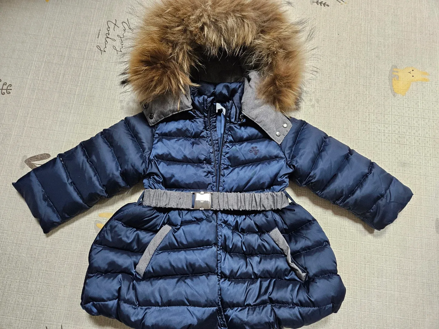 타티네쇼콜라 여아 패딩 100사이즈