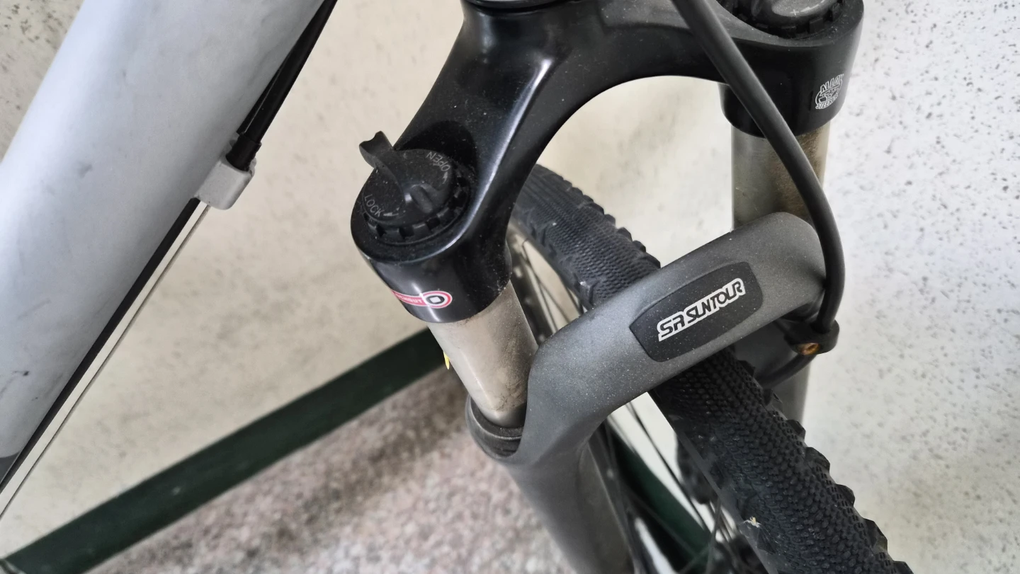 데카트론 리버사이드900 트레킹 자전거