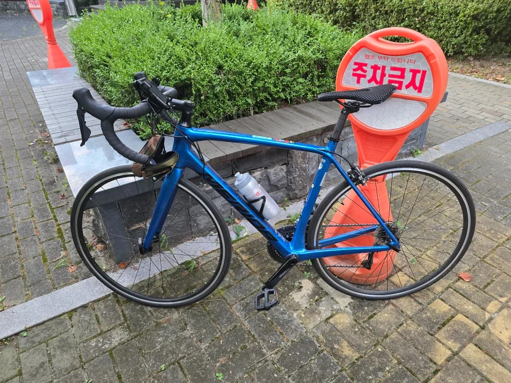 메리다 스컬트라 로드 자전거