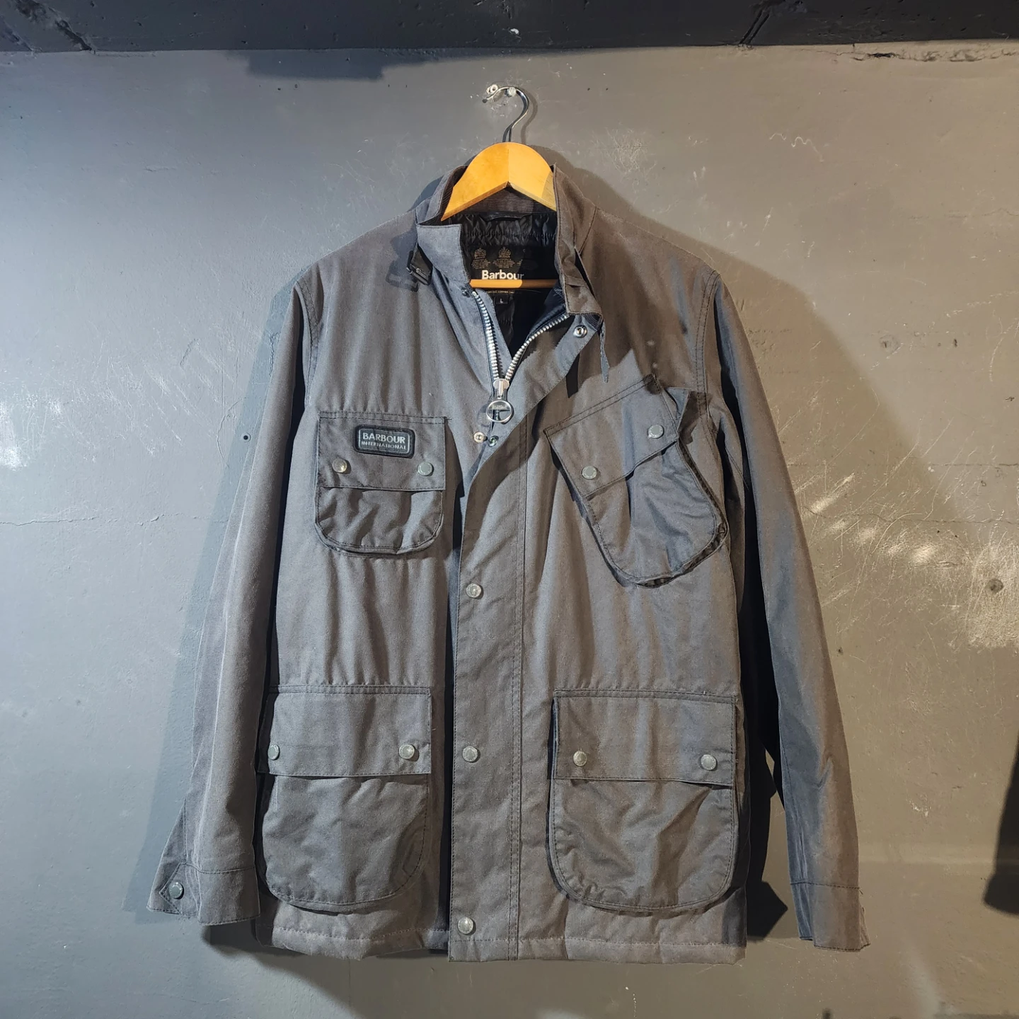 바버 인터내셔널 왁스 자켓 L