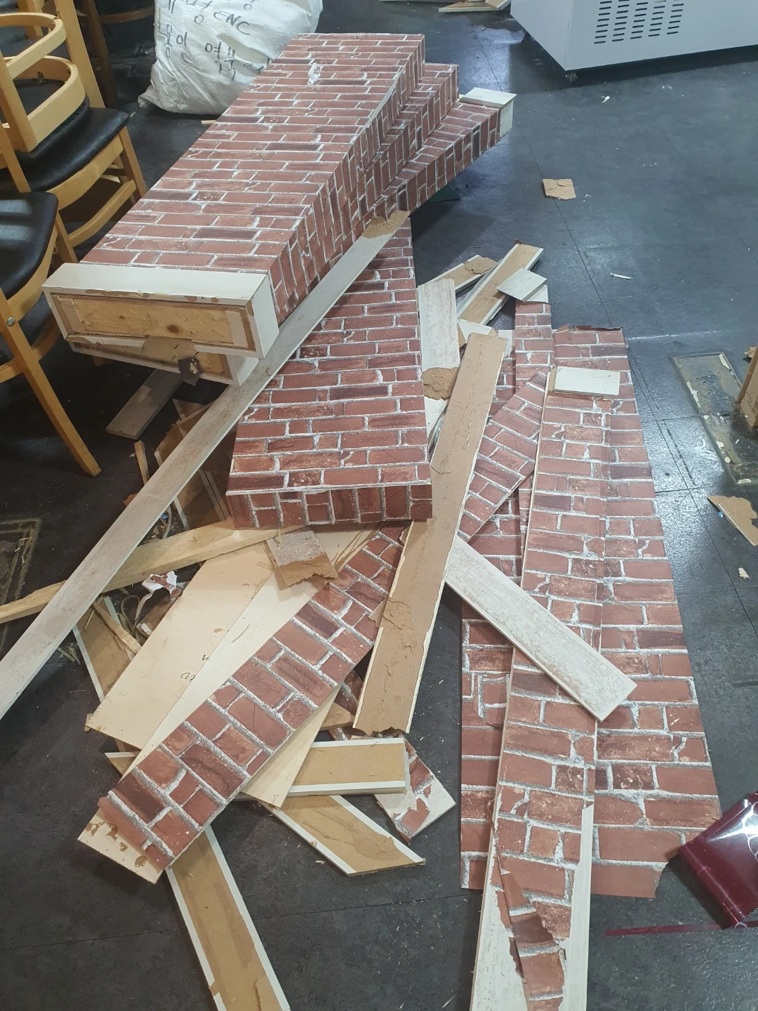 벽돌무늬 합판 및 목재 DIY 자재 | 가구/인테리어 | 당근 중고거래
