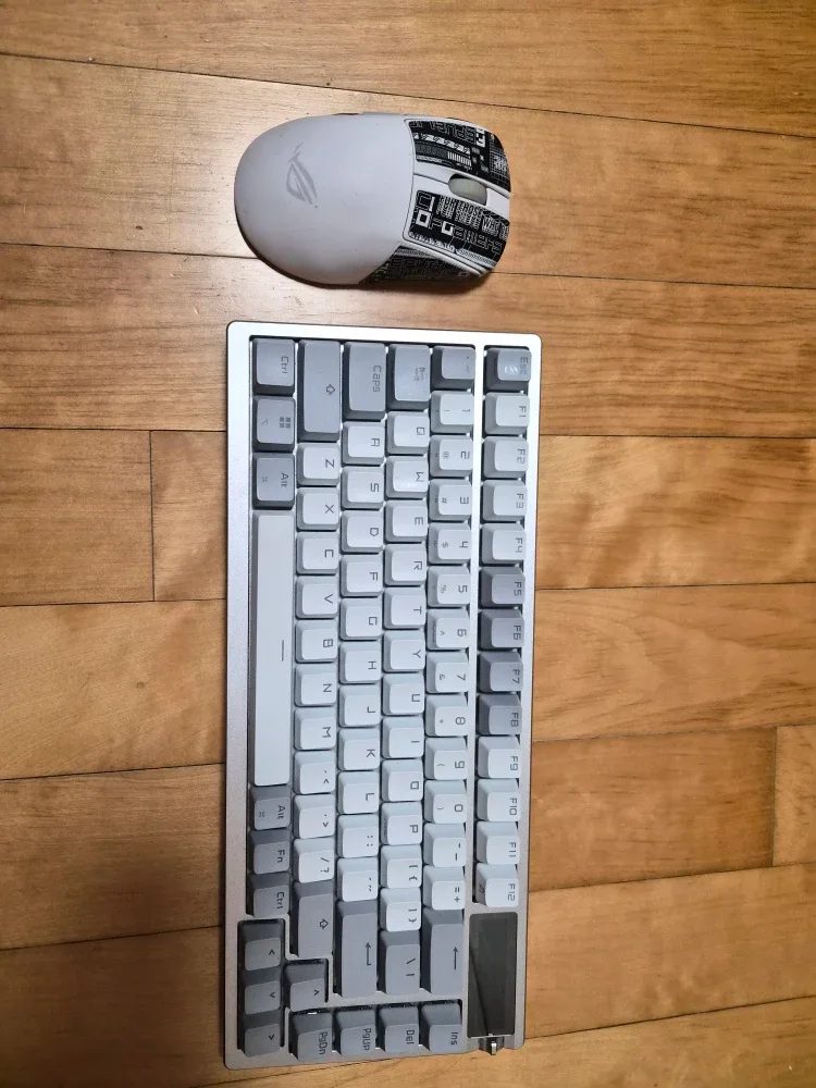ASUS ROG AZOTH, KERIS II ACE