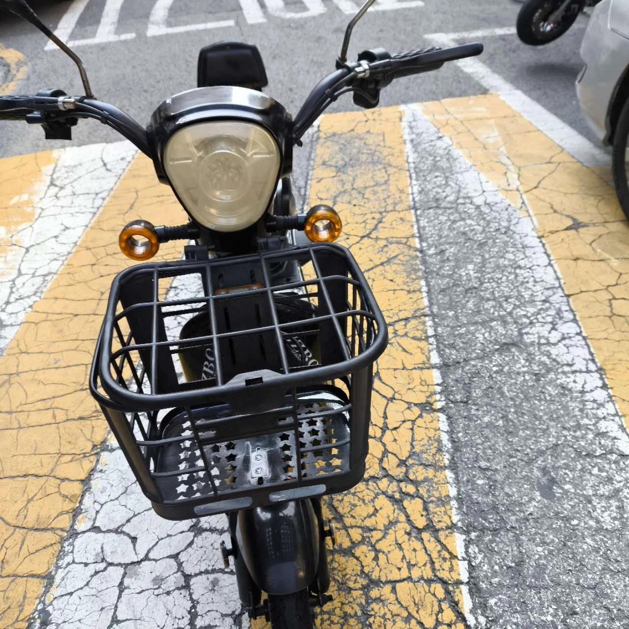 JZBC 블랙 전기 스쿠터