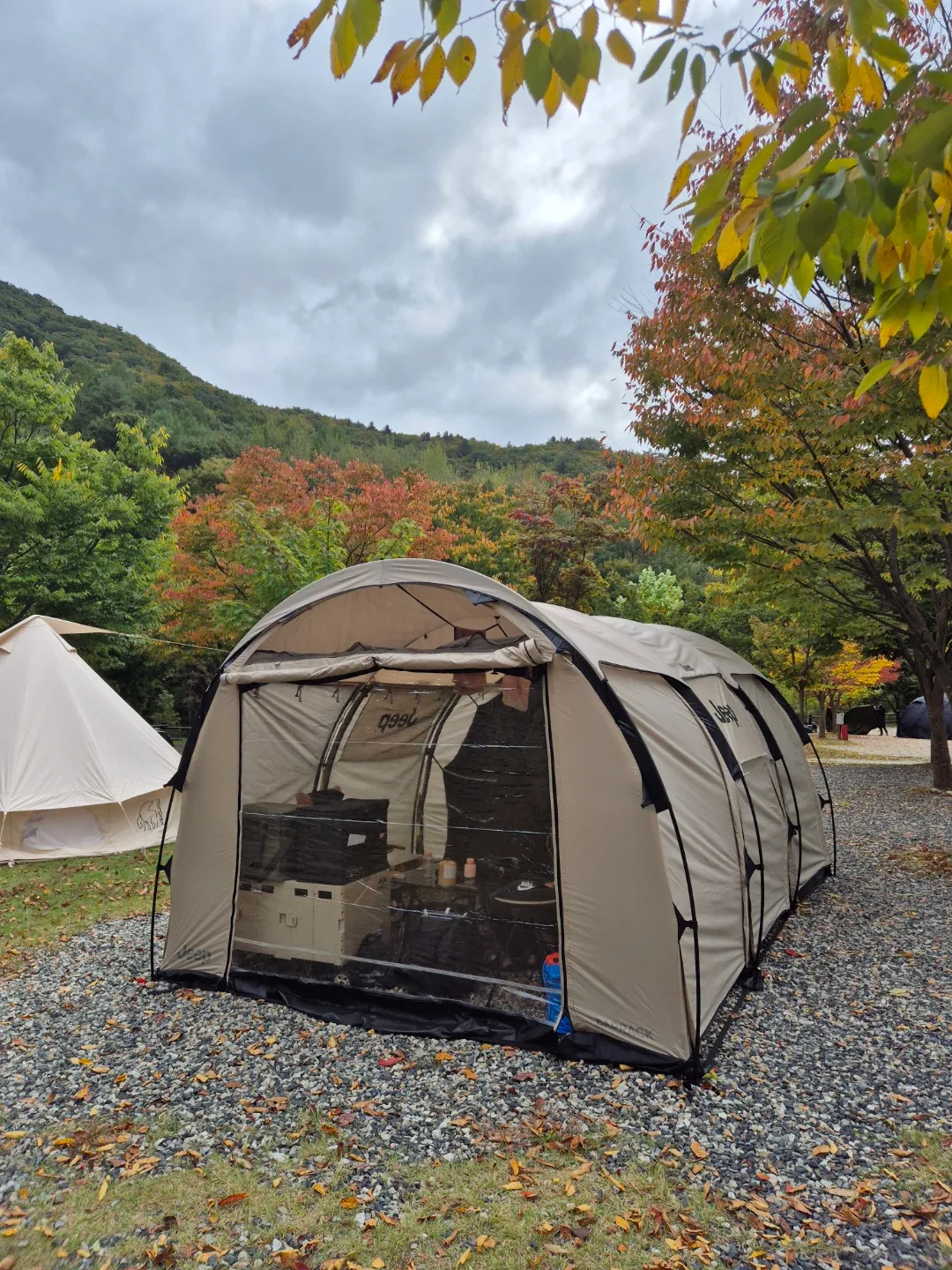 지프 캠핑 배럭 터널 텐트