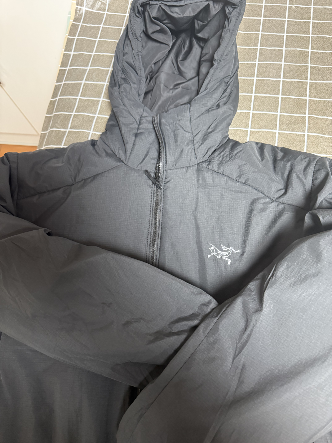 Arcteryx 헤비웨이트 후디 데일리로 편한 실루엣