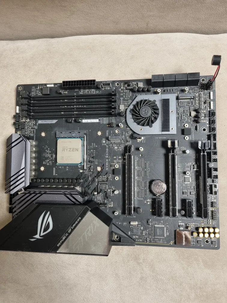 ASUS ROG STRIX X570-F 고급형 메인보드외