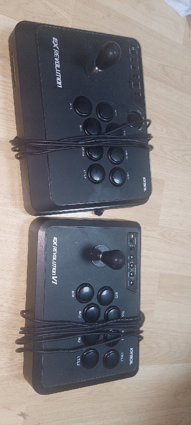 조이트론 EX 레볼루션 V1 아케이드 스틱 2개