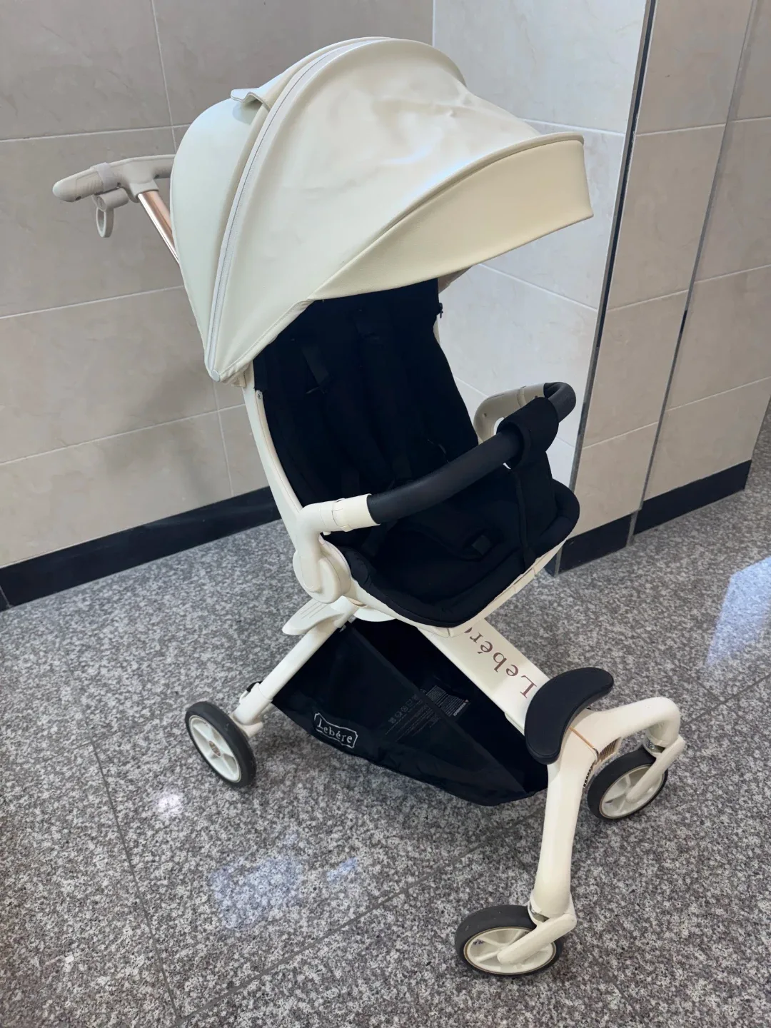 킨즈 르베르 유모차