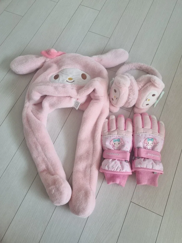 마이멜로디 털모자 귀마개 장갑 세트