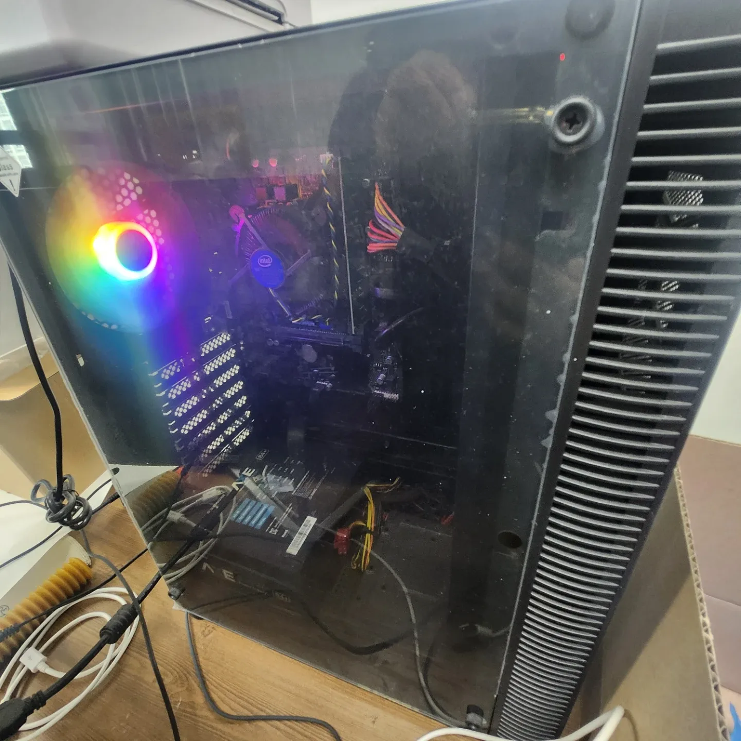 게이밍 PC 본체 i3-10100/16GB/466GB