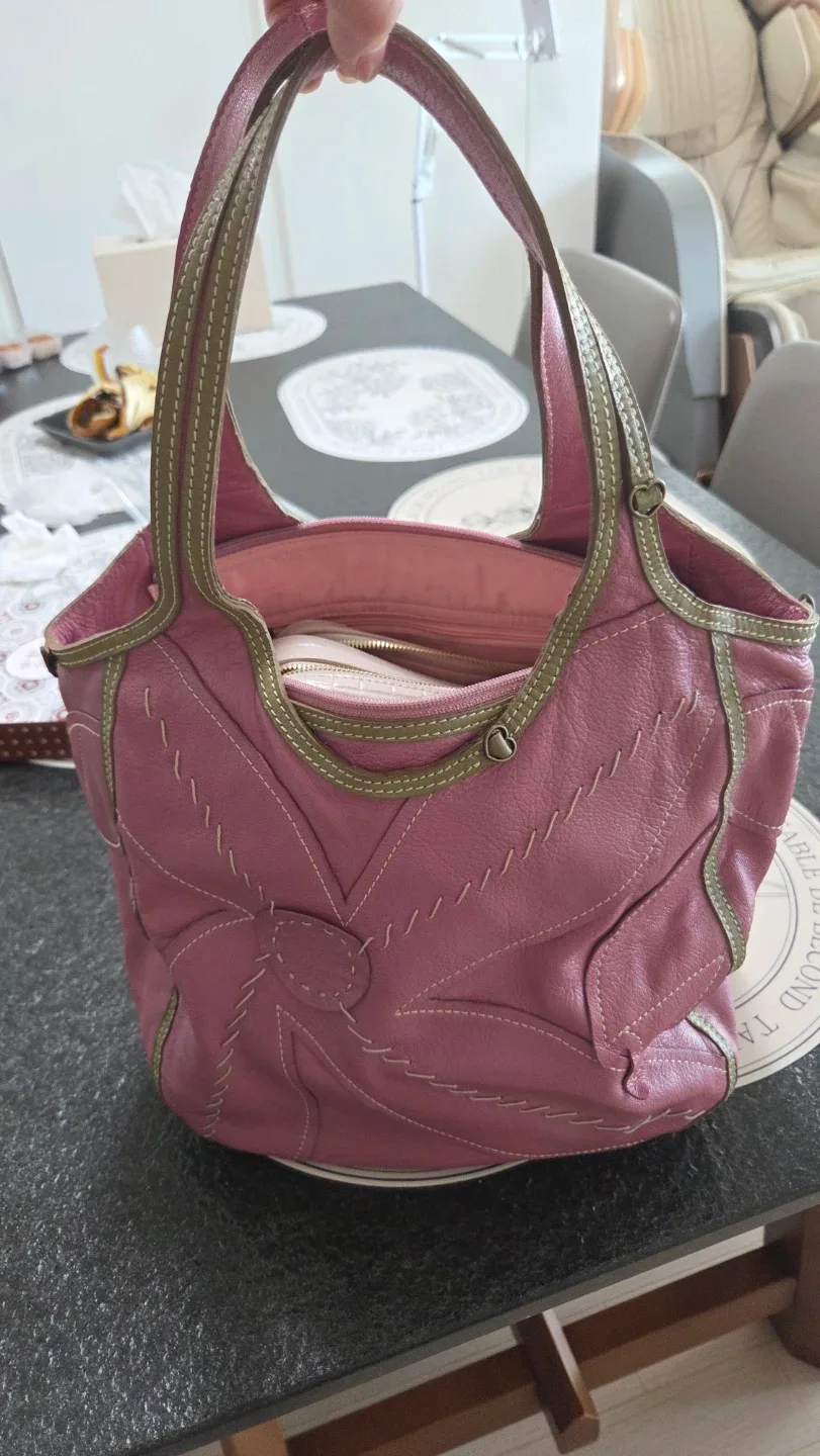 GILI (쌈지)핑크 가죽 핸드백