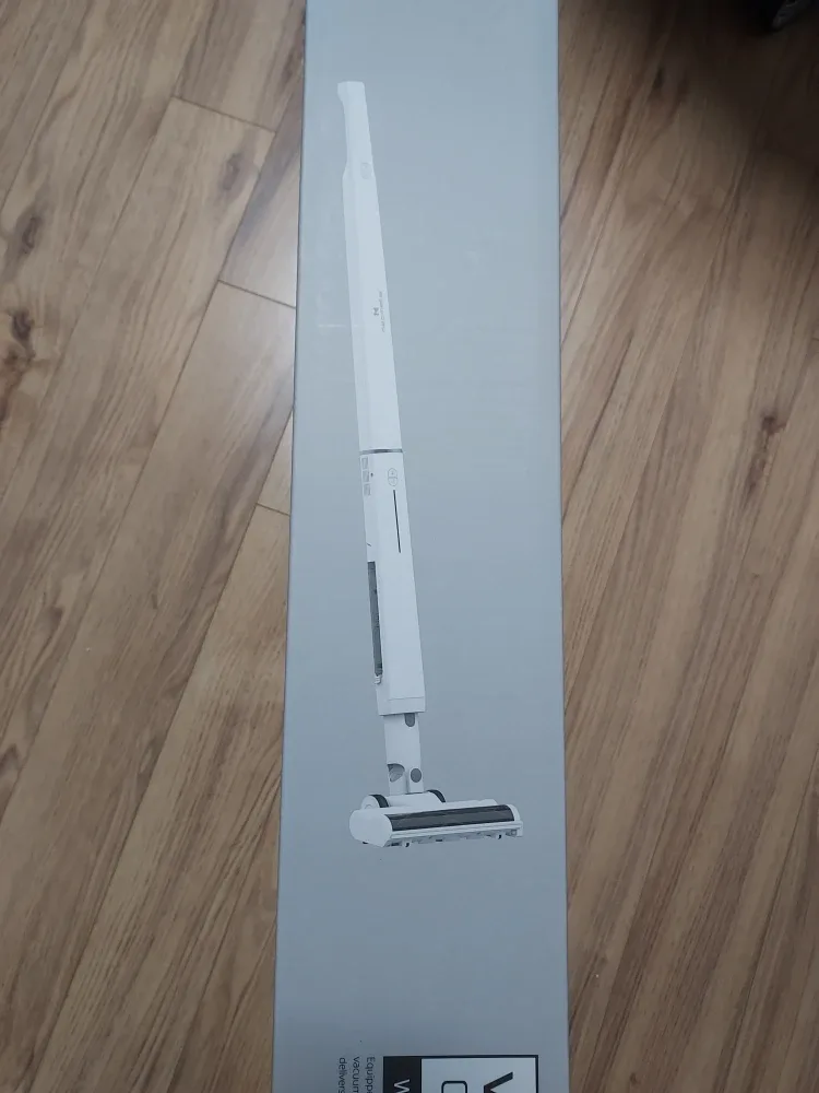 네오메타 V6 BLDC 청소기