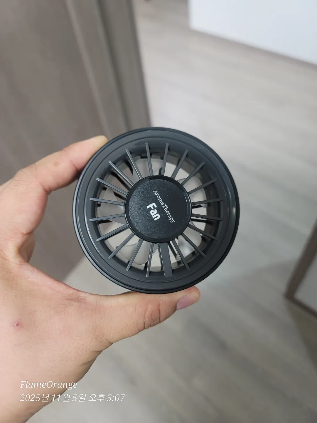 차량용 아로마테라피 미니 선풍기 중고제품