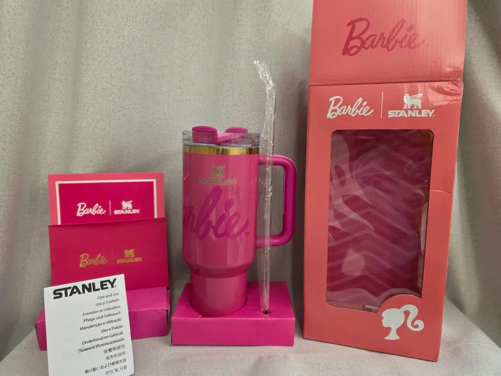🛍️ [새상품] 스탠리 x 바비 Hot Pink Swirl 에디션 텀블러 40oz (1.2L)