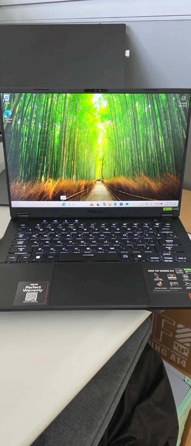 게이밍노트북 ASUS TUF A14 RTX 4060