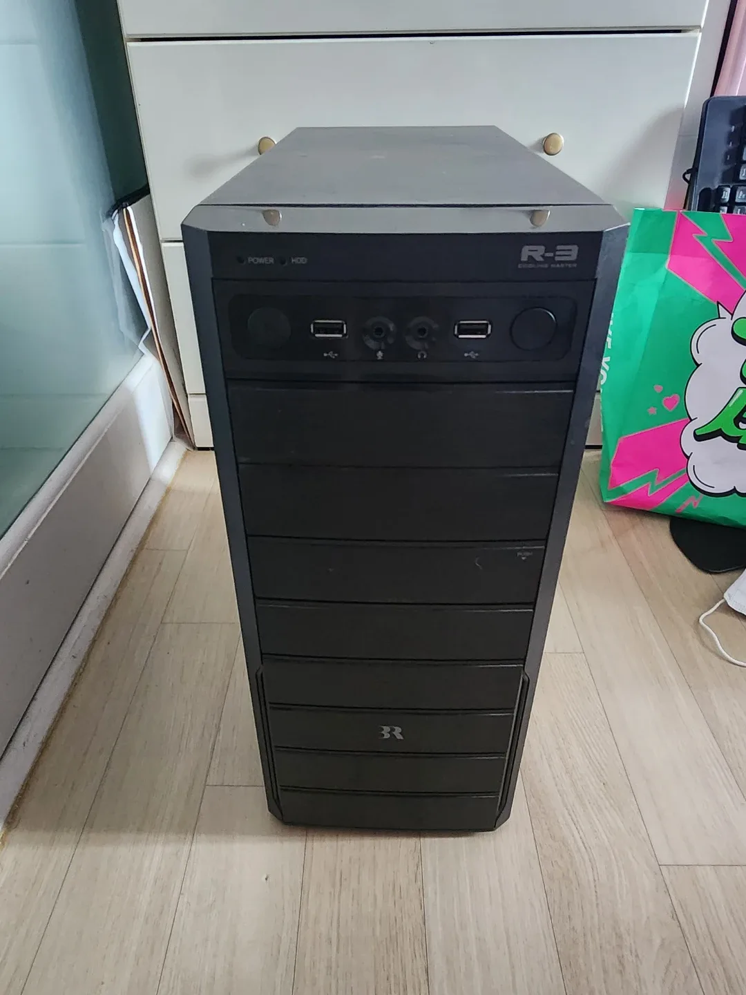 인텔 제온(i7급) RX570(GTX1060급) 사무용PC 게이밍PC를 판매합니다
