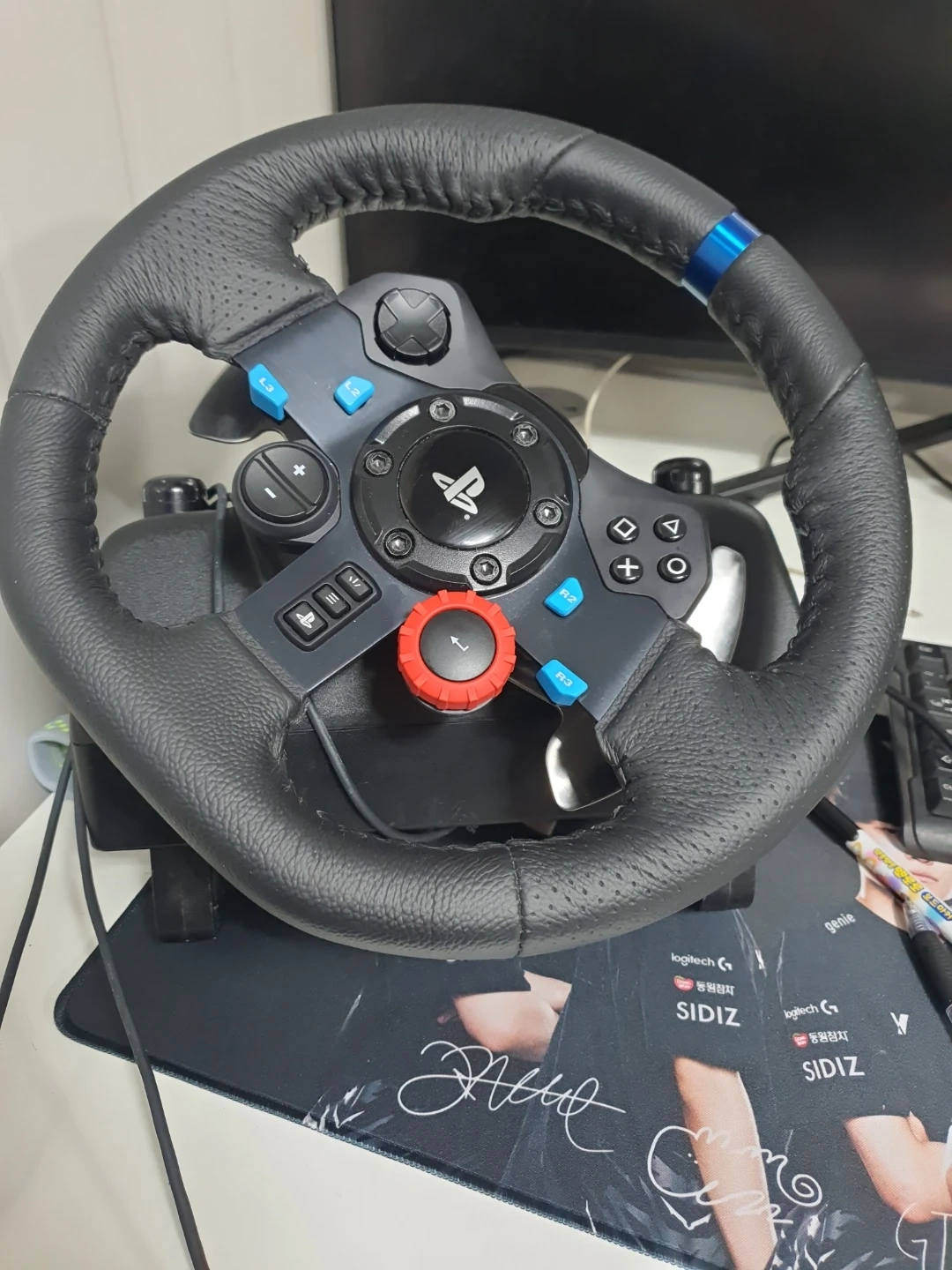 “Logitech 레이싱 휠+페달 세트 (중고) → 어댑터 미포함