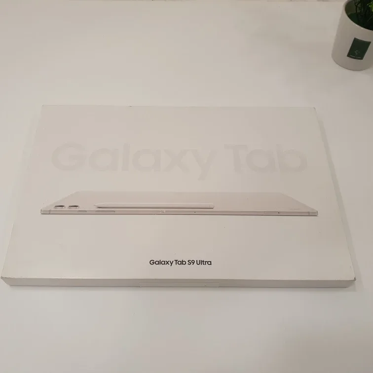 갤럭시 탭 S9 울트라 WIFI512G 풀박스 팝니다