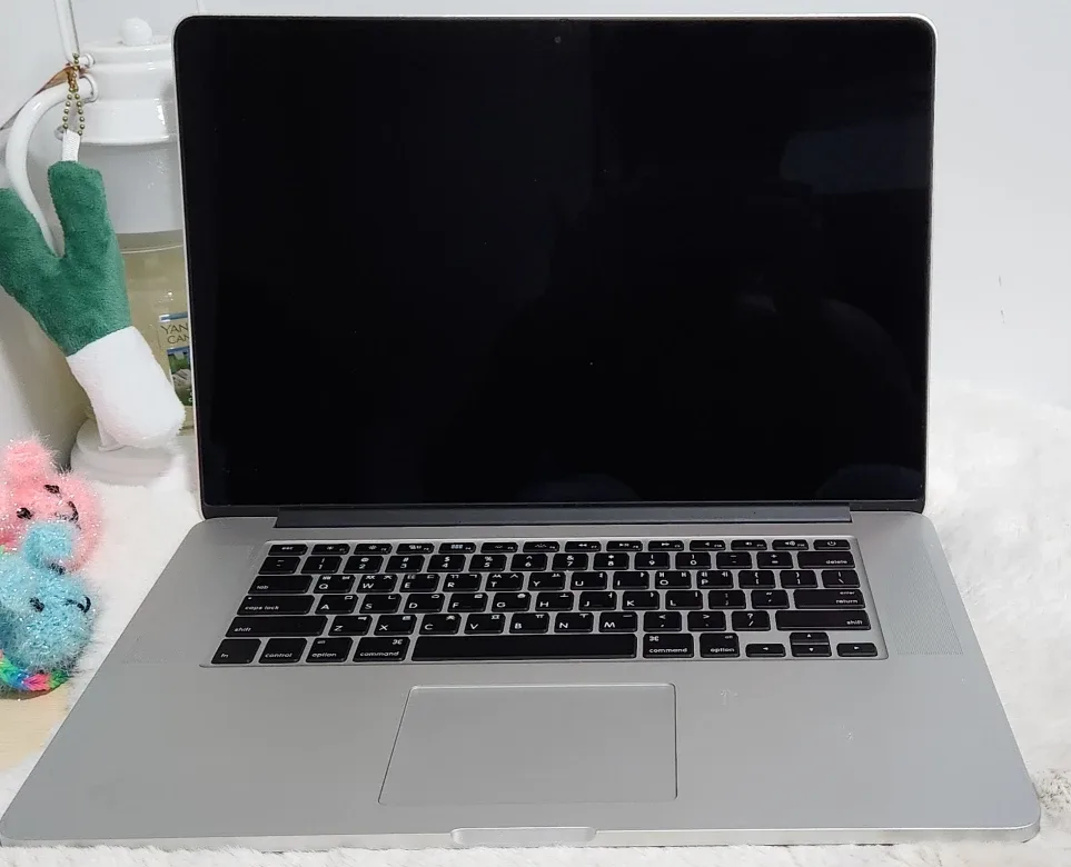 맥북프로2014/ A1398/ 15인치/ 16GB/ 256GB/ A급
