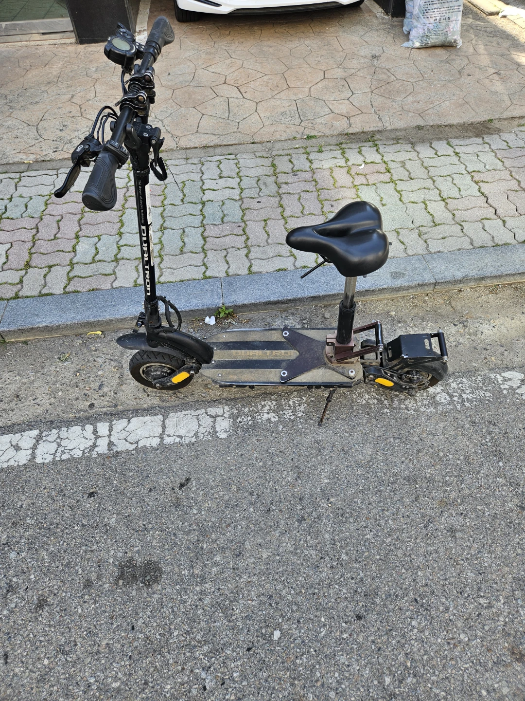 듀얼트론 이글 전동 킥보드