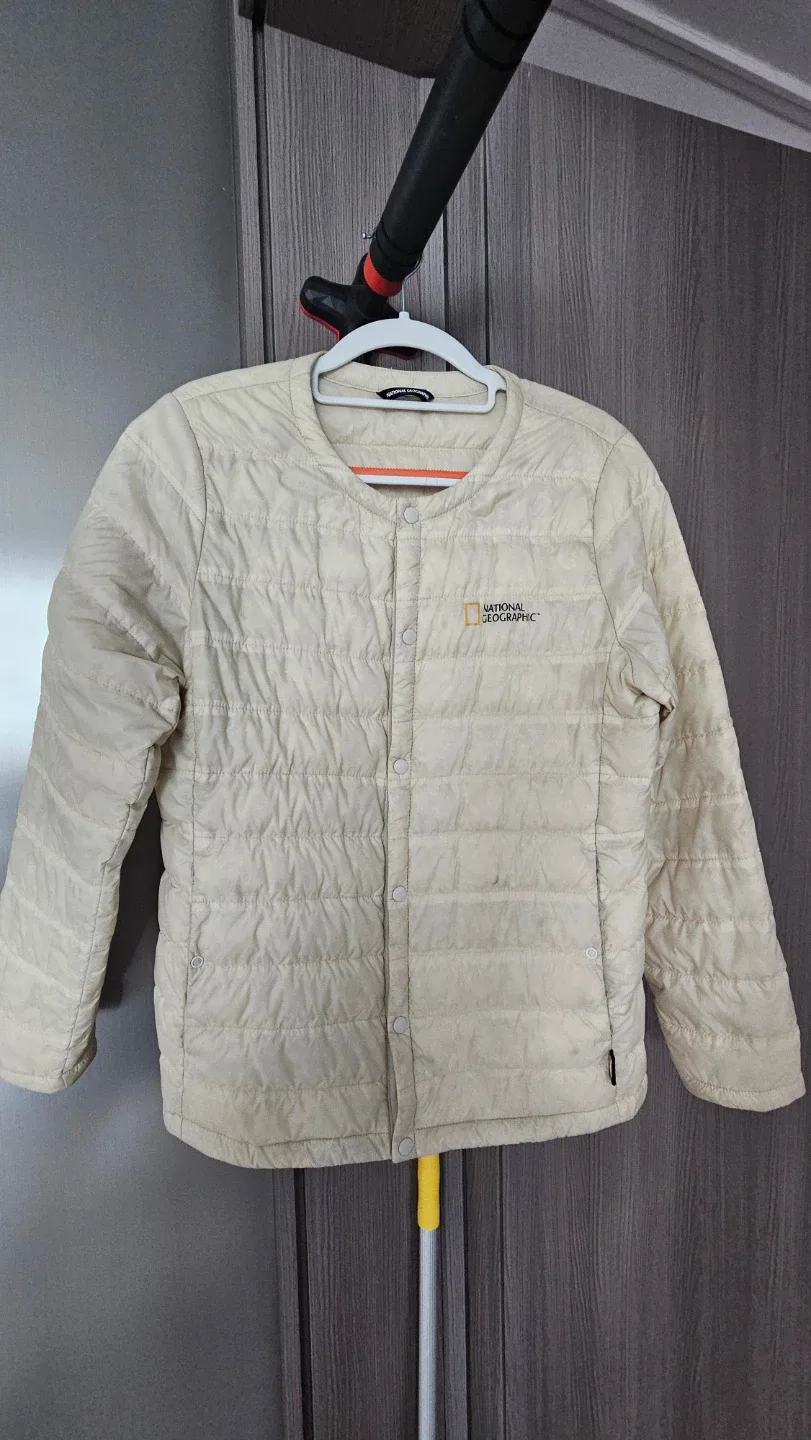 내셔널지오그래픽 경량패딩 S 아이보리(공용)