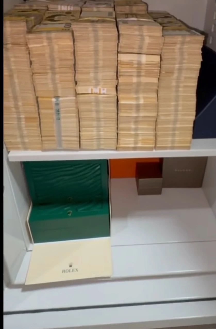 미국달러 당일 거래시점 네이버 환율기준으로 고액 단위 보유량 매입합니다