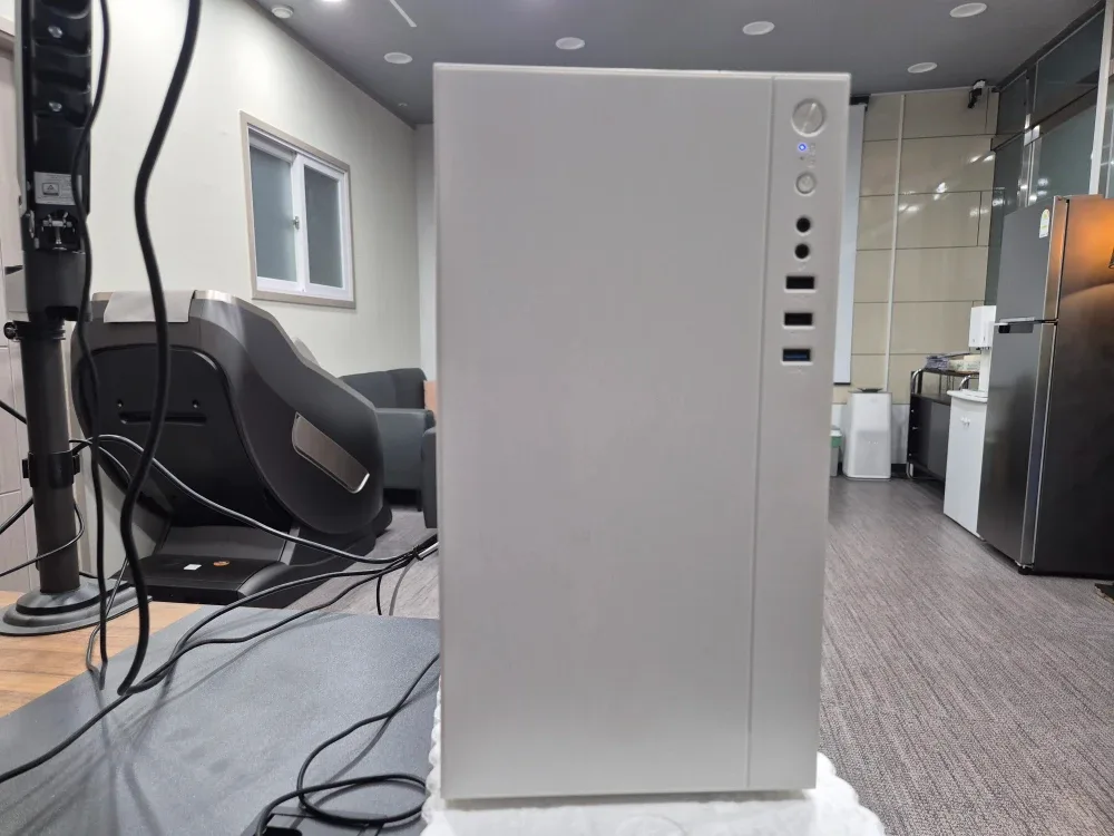 제온 PC 싸게 팝니다(원하시면 파이 coin 노드 설치 해드립니다)