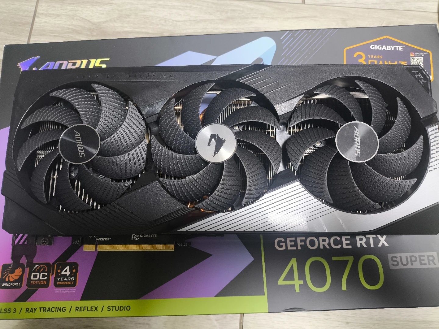 기가바이트 AORUS RTX 4070 SUPER