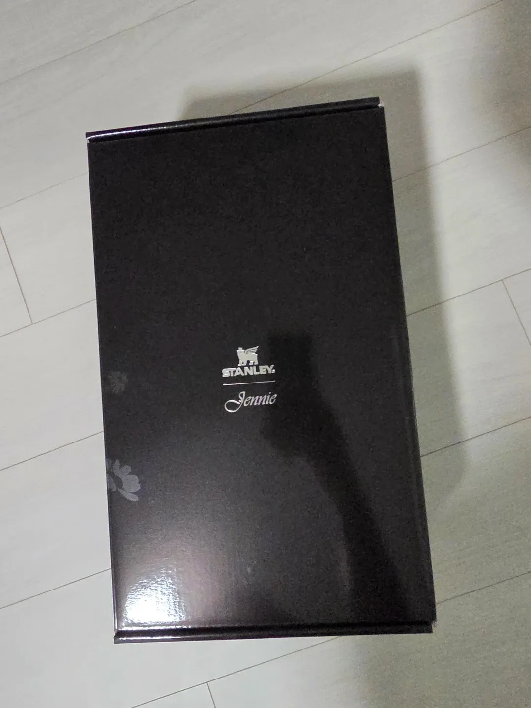 한정판)스탠리 제니 퀜처 럭스 텀블러 887ml 새상품