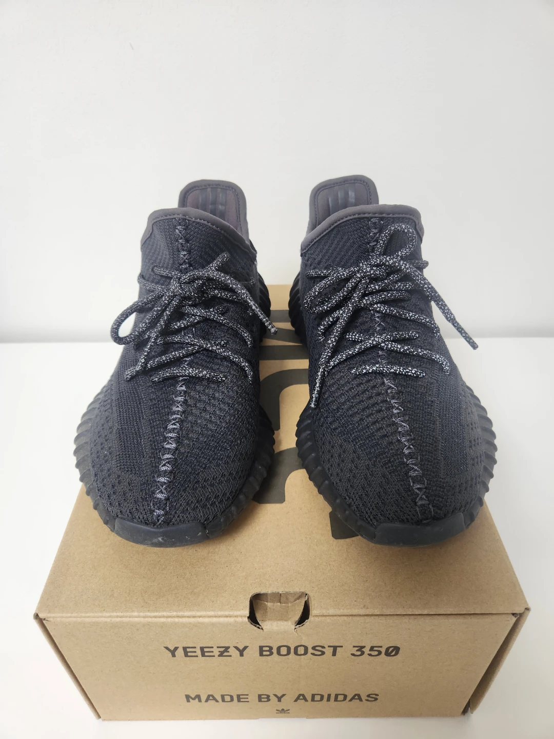 아디다스 이지 부스트 350 V2 트리플블랙(260)