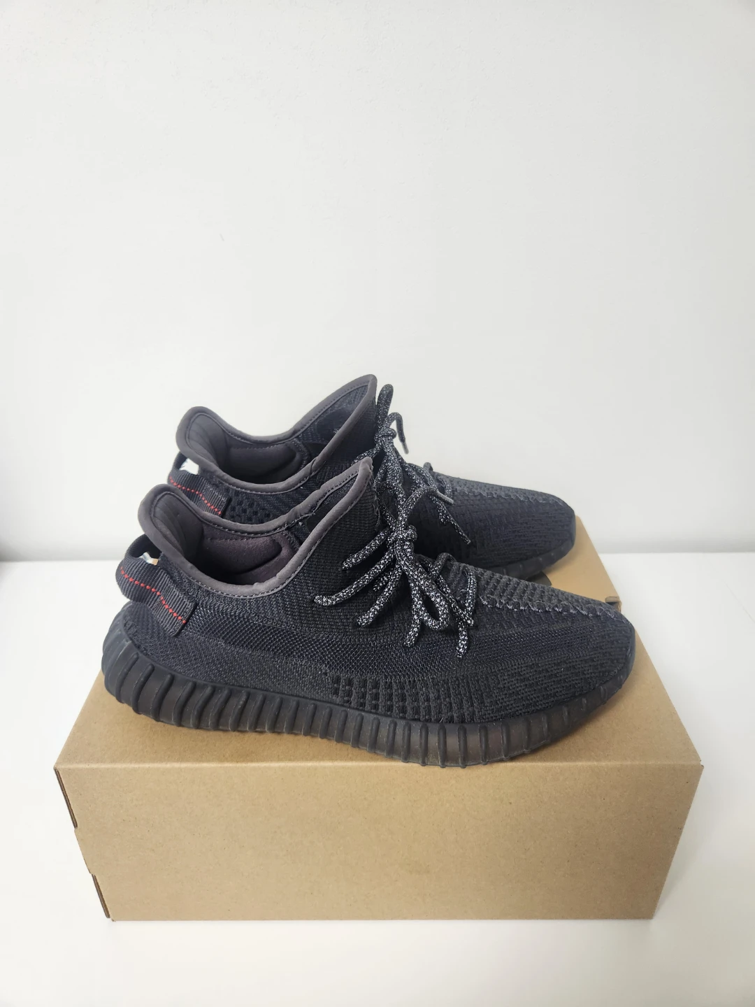 아디다스 이지 부스트 350 V2 트리플블랙(260)