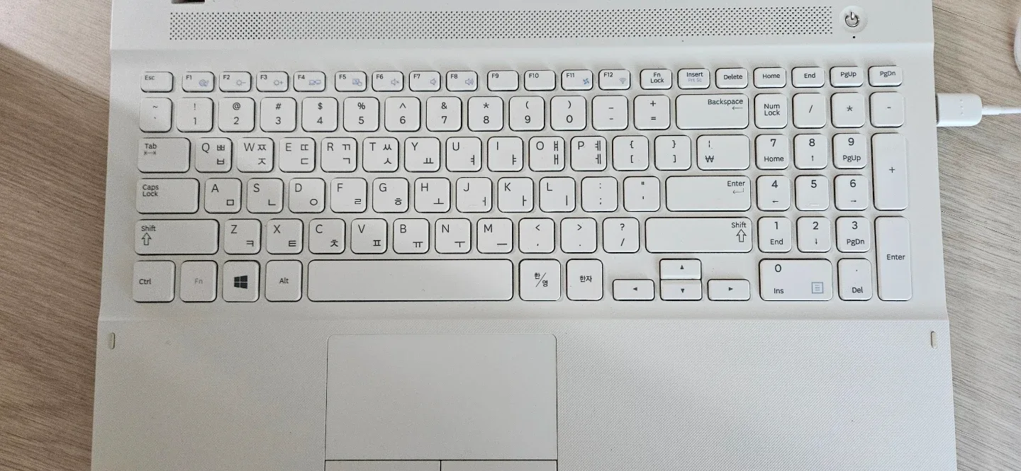 삼성 노트북 NT270E5K