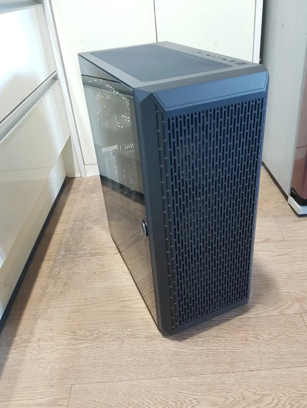 고사양 컴퓨터  라이젠 7 3700X RTX2060