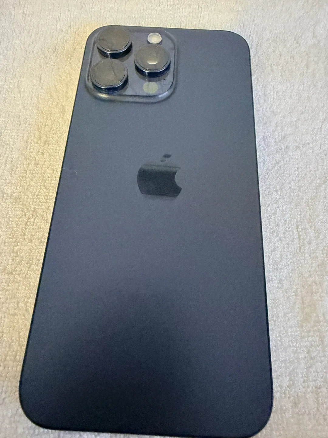 žēĄžĚīŪŹį 15 ŪĒĄŽ°ú 512GB ŽłĒŽ£®