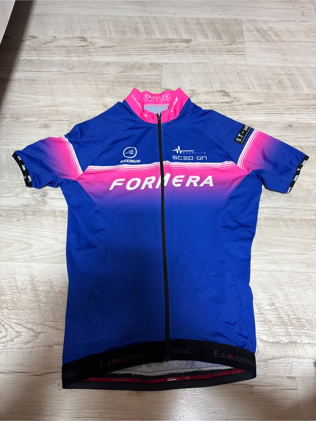 FORMEERA 져지 M 사이즈